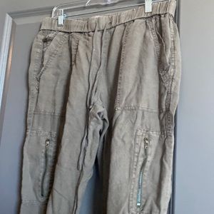 Joie pants